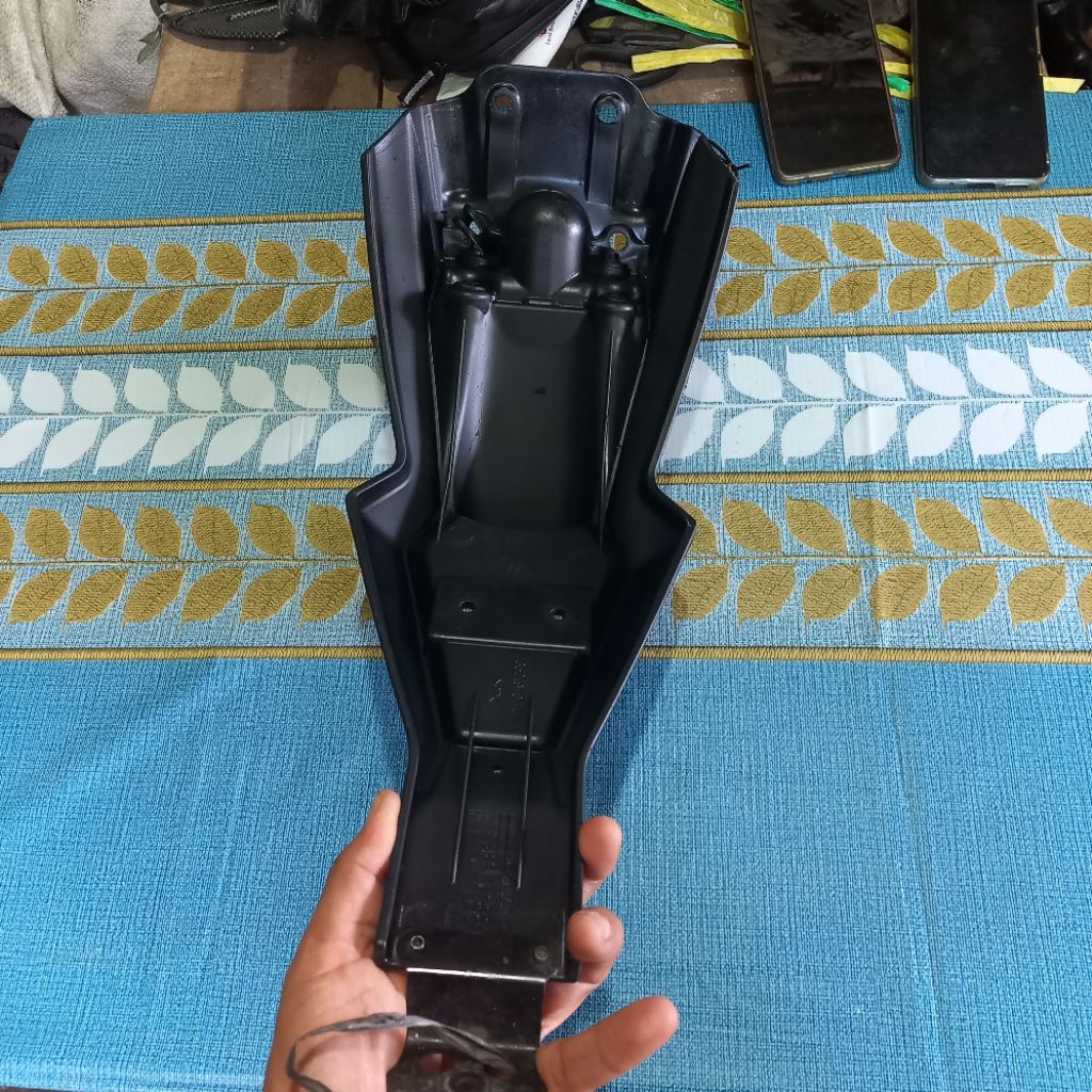 spackbor spakbor slebor belakang kawasaki klx 150 standar seconds original