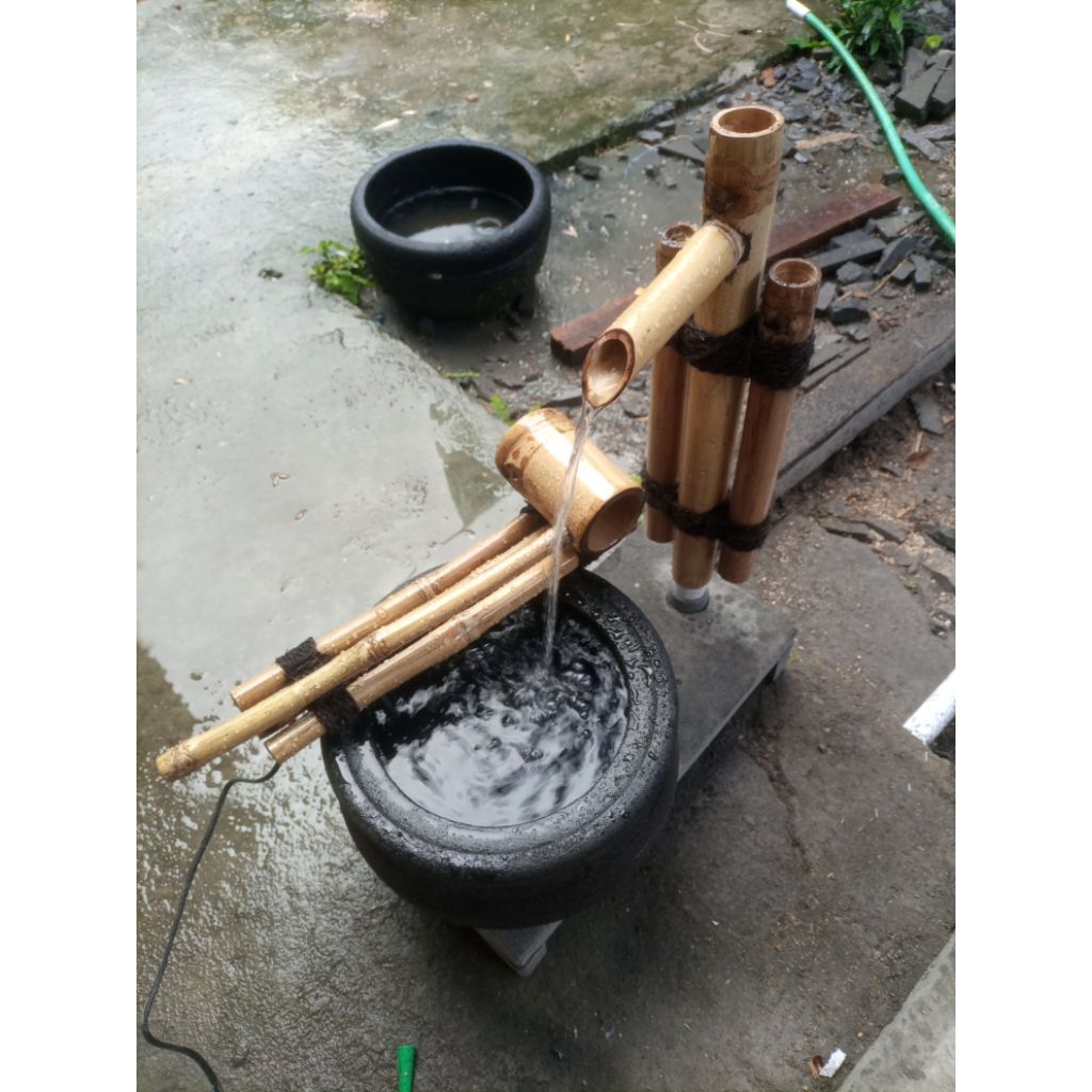 Air mancur batu alam