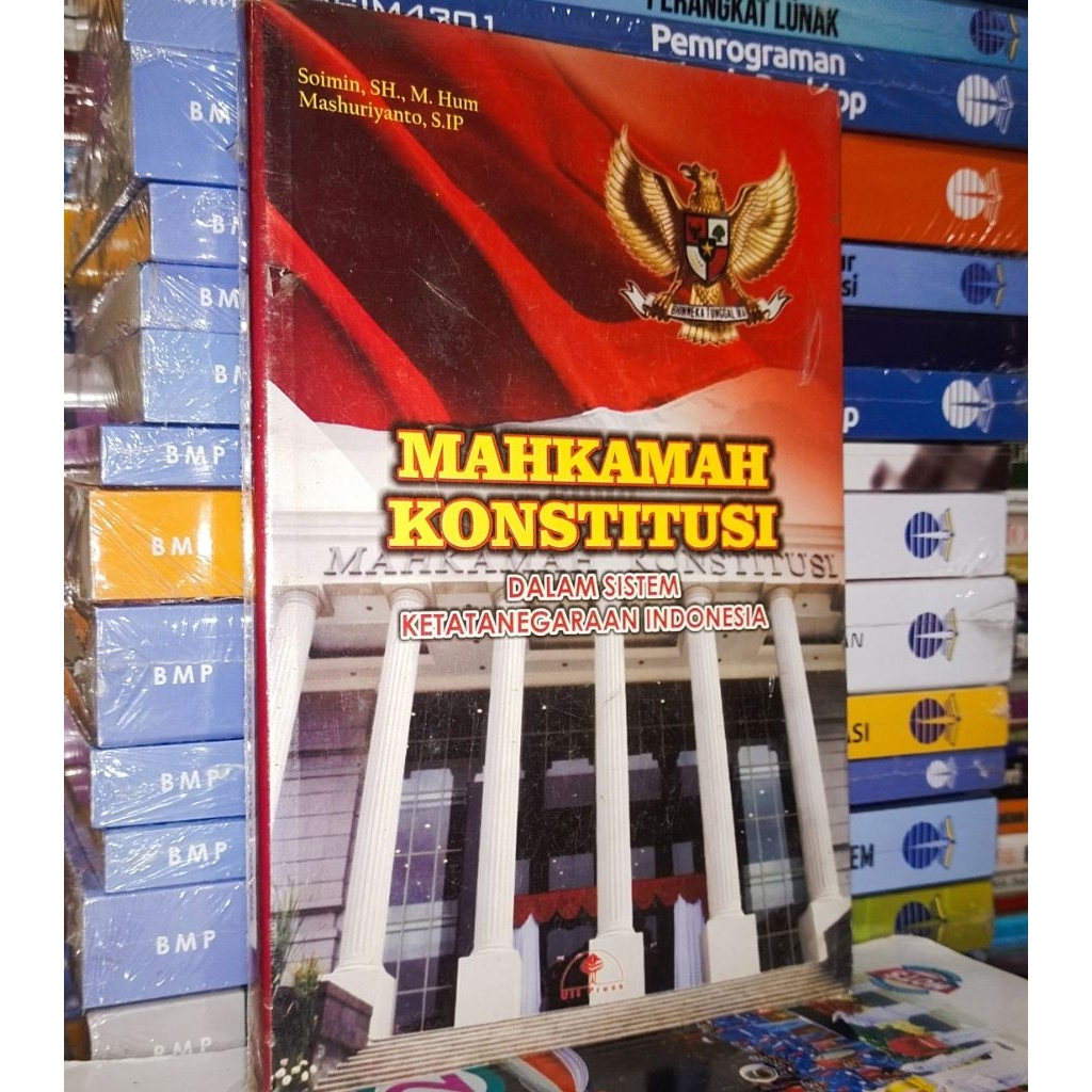 mahkamah konstitusi dalam sistem ketatanegaraan Indonesia buku original