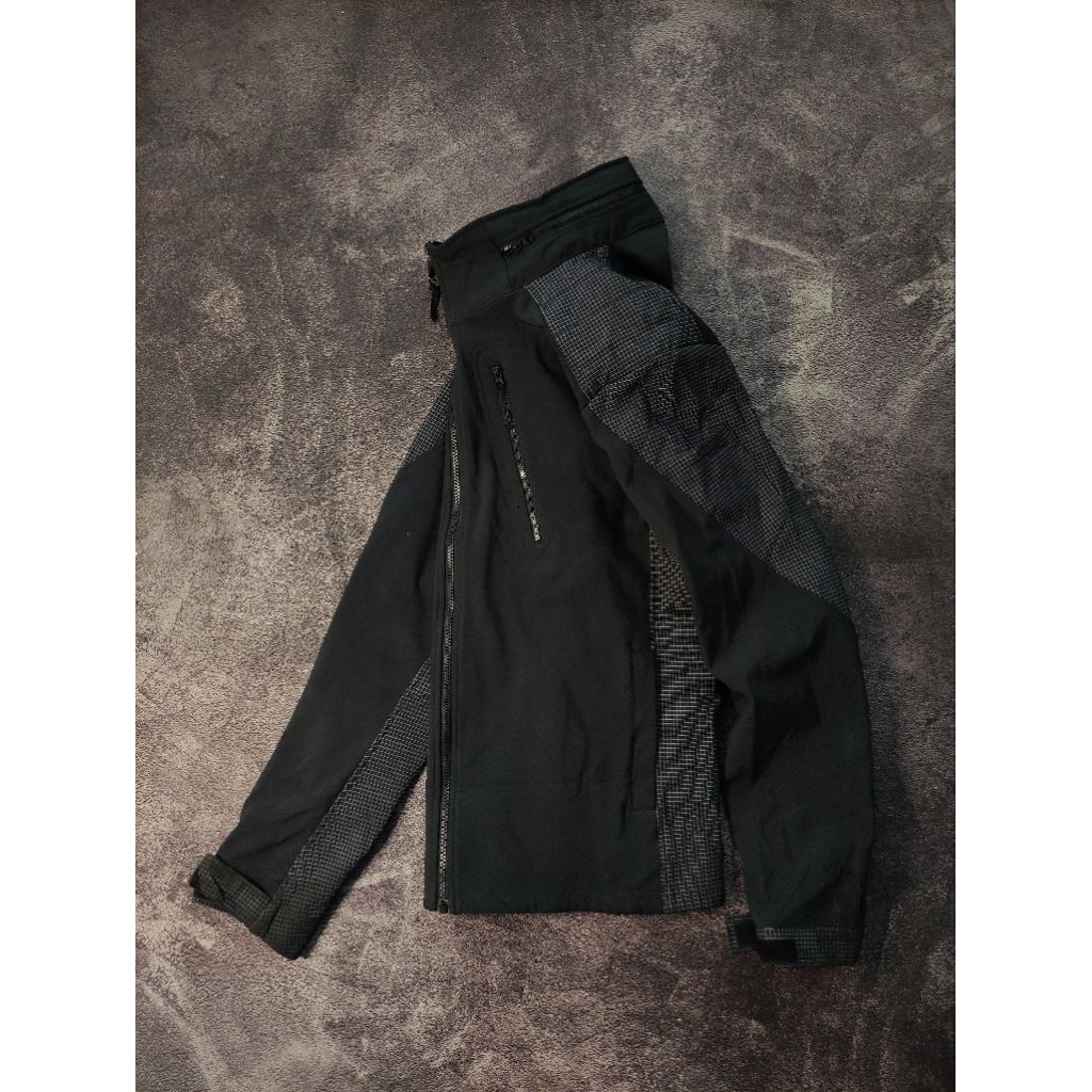 Circle Store Muji by fieldcore softsell hidden hoodie