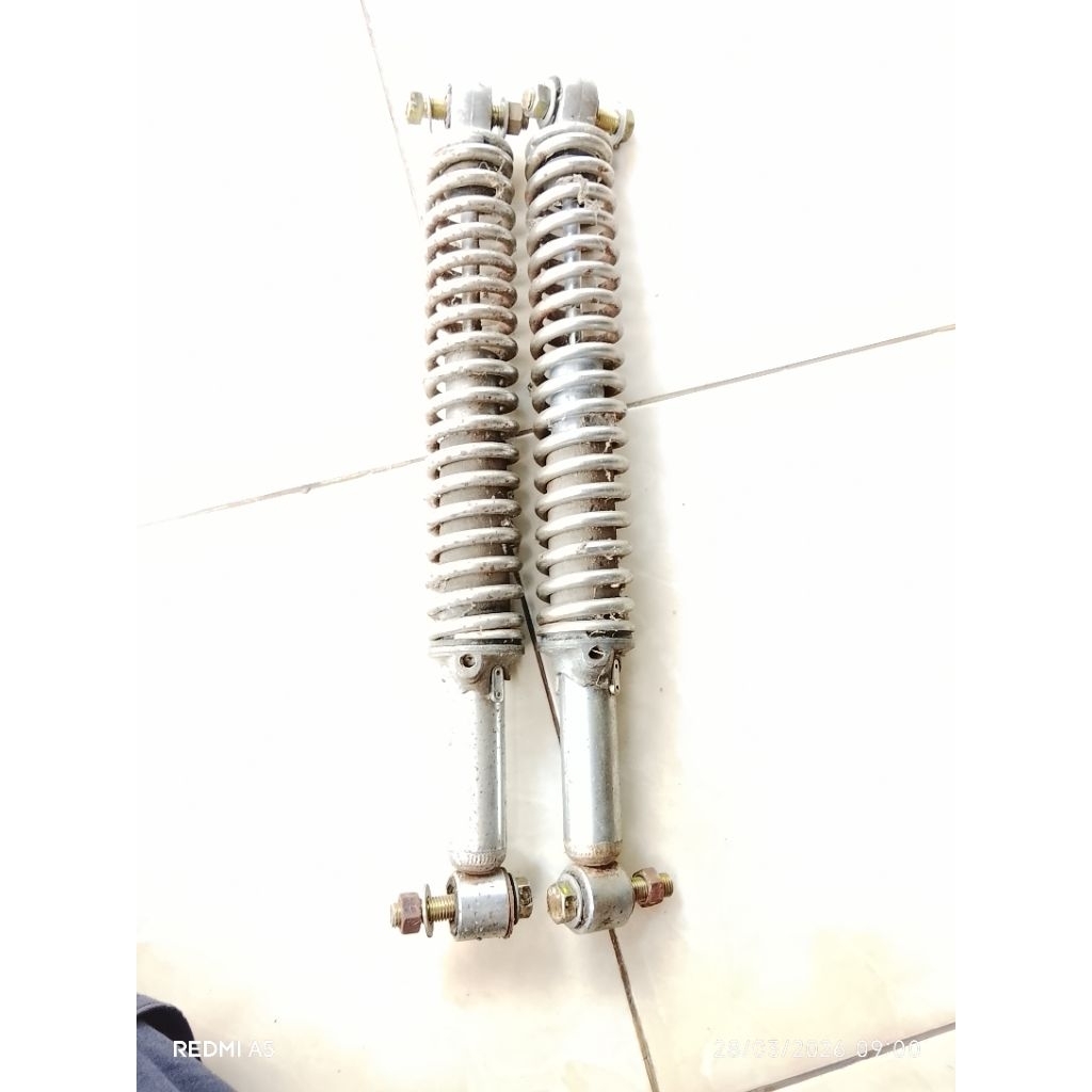 shock belakang Honda win orian