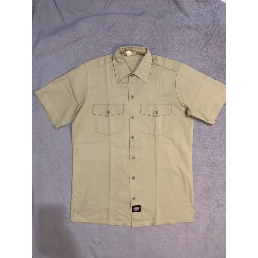 [Preloved] kemeja dickies cream oversize second - bekas