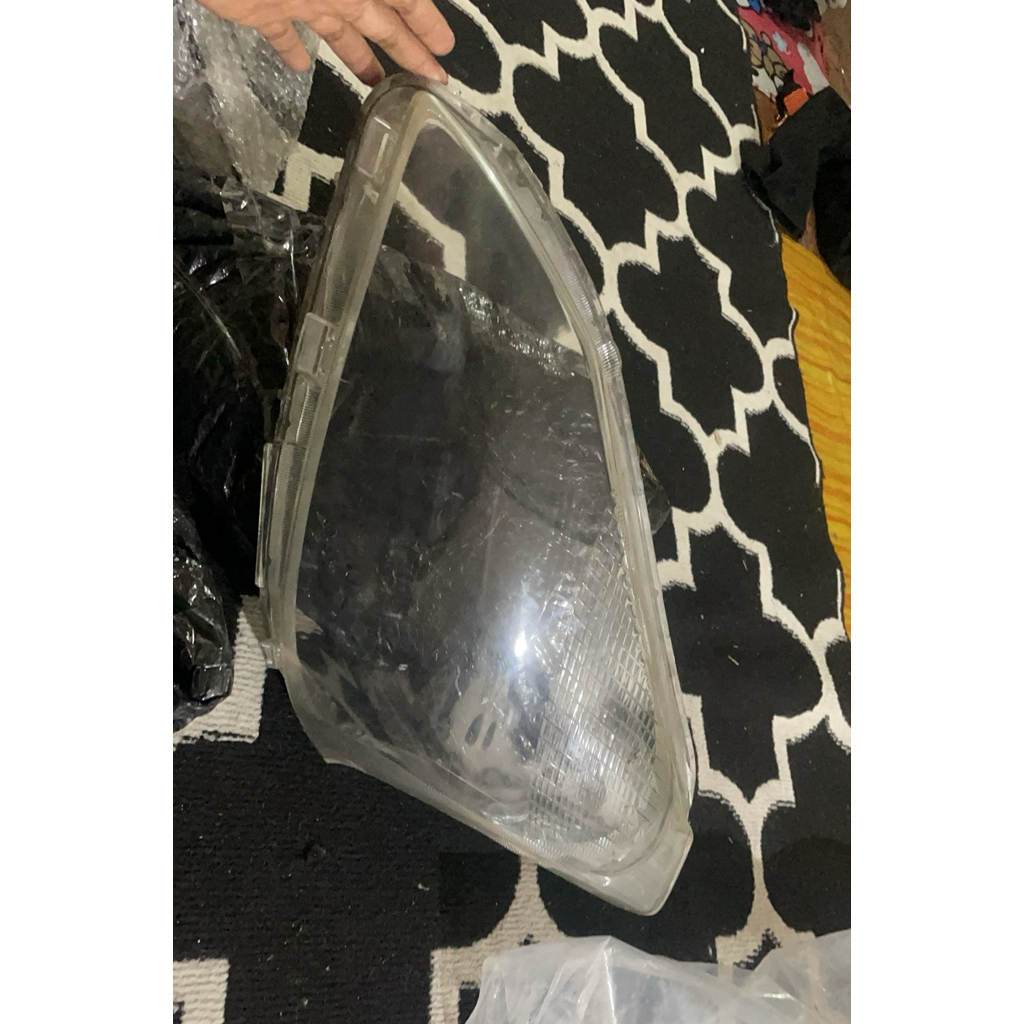 mika lampu avanza 2012 - 2015