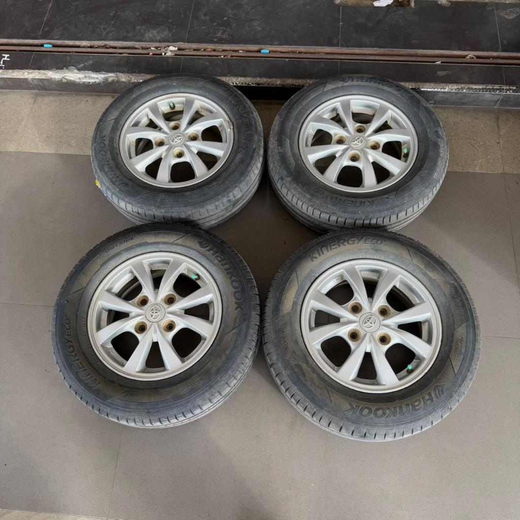 velg/pelek mobil second original avanza ring14 baut4x114 +ban bonus