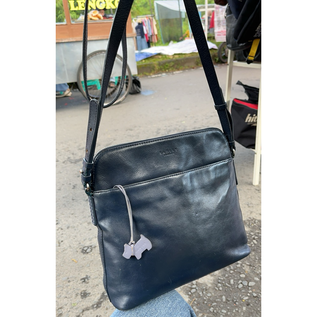 sling bag radley london pemakaian wajar