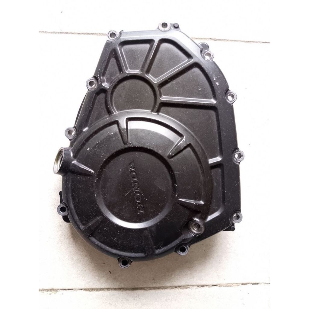Tutup Blok Mesin R Crankcase CBR 250RR - Cover R Crankcase CBR 250RR - Bak Kopling CBR 250RR Origina