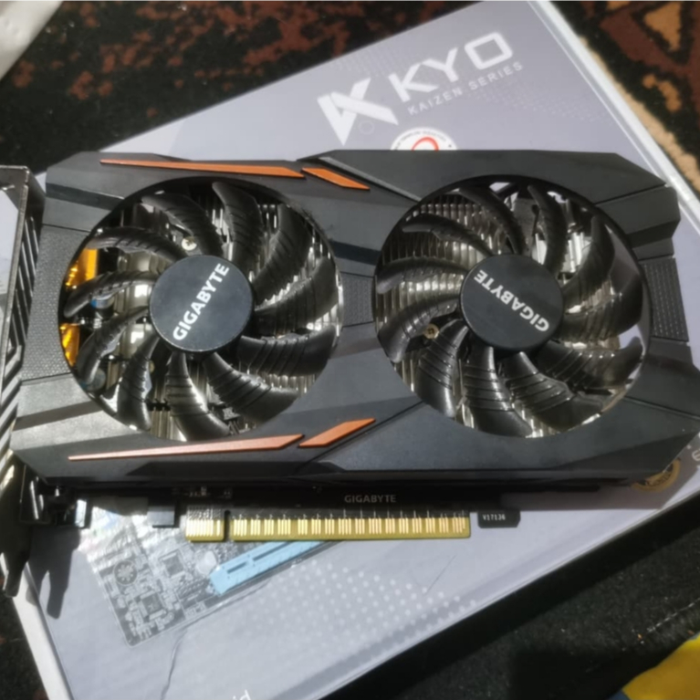 Gigabyte GTX 1050 Ti 4GB GDDR5 Bekas Port Normal Suhu Aman