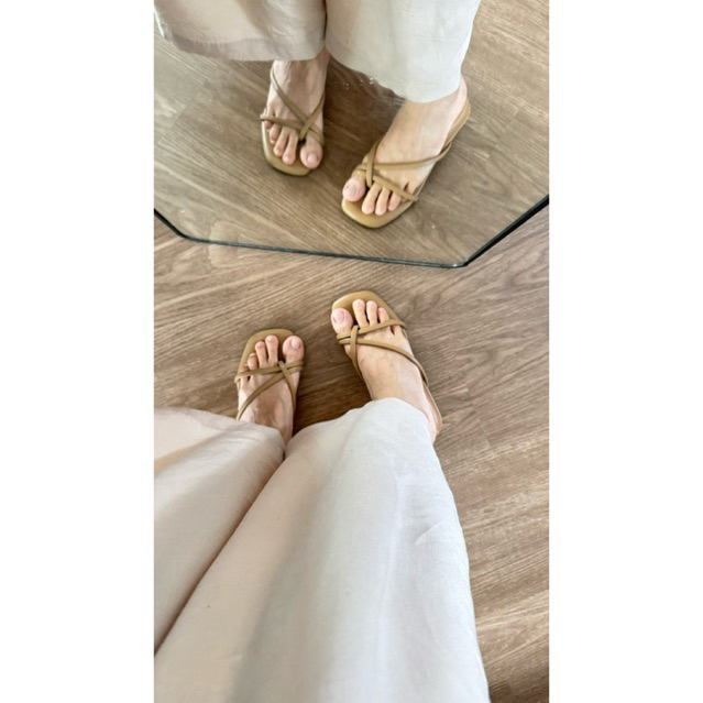 Sandal Alive hak tau size 37