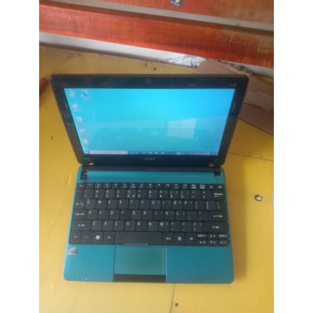 notebook Acer d270