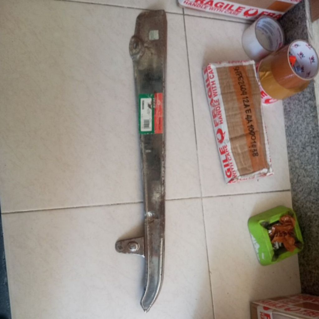 tutup rantai katengkas RX100 RX125 RXK135 KING COBRA original TGP Japan minus karat penyimpanan coco