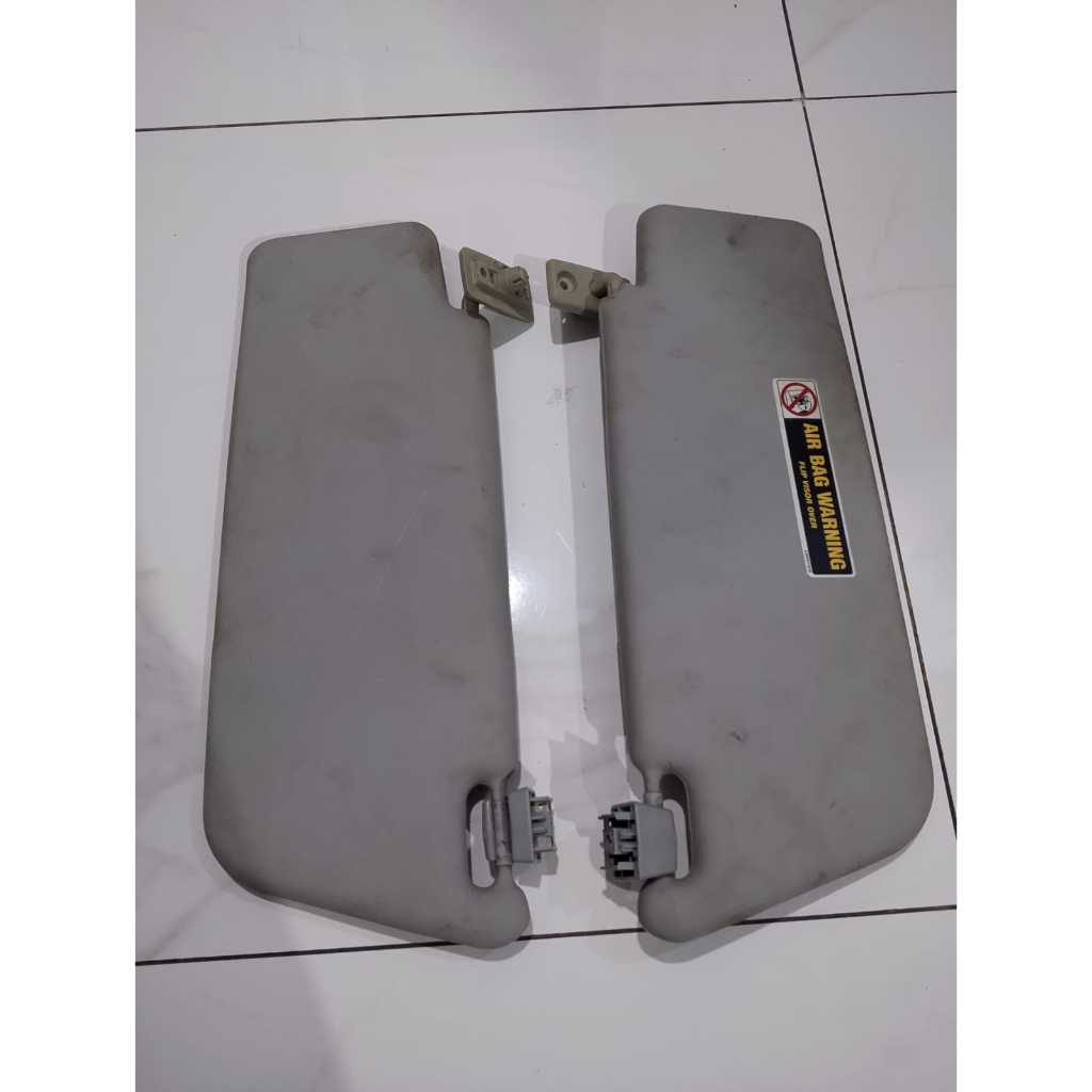 SUNVISOR MERCY C180 W203 ORIGINAL