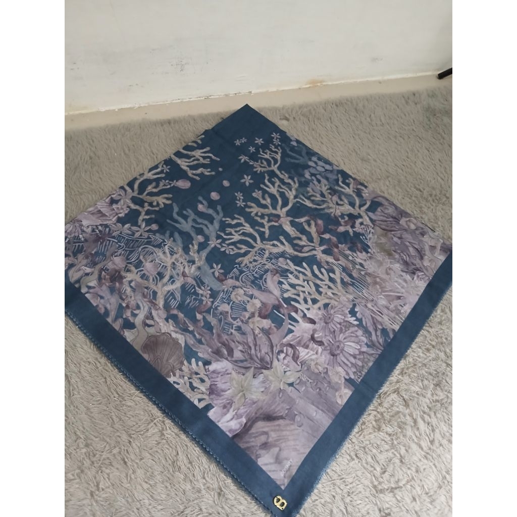 Buttonscarves TLM 1 deep ocean