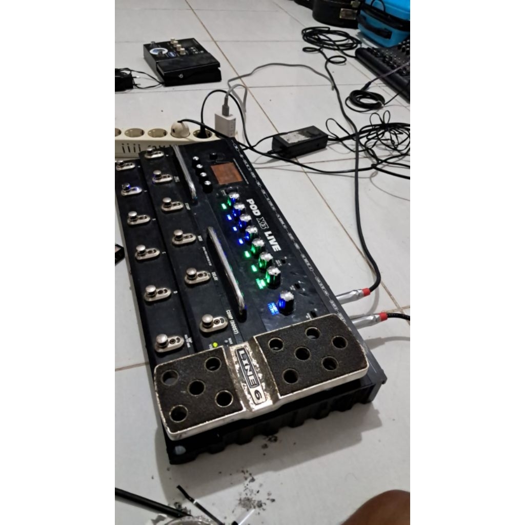 Efek Gitar POD X3 Live