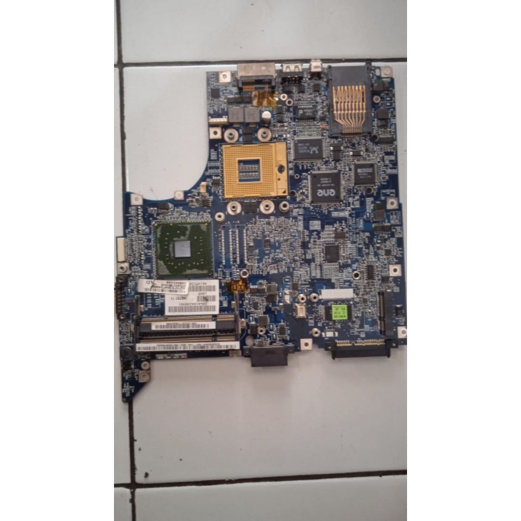 mobo laptop