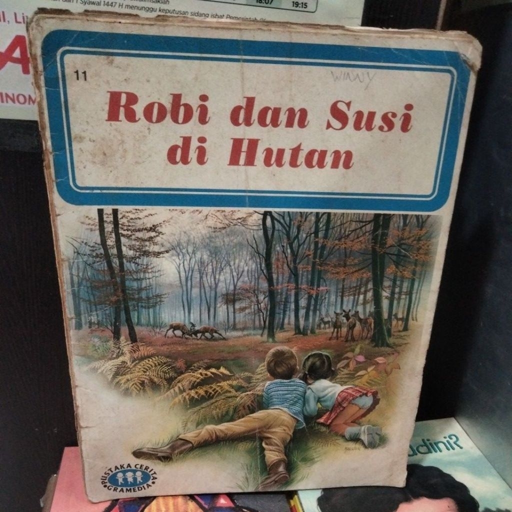 tini Robi dan Susi di hutan