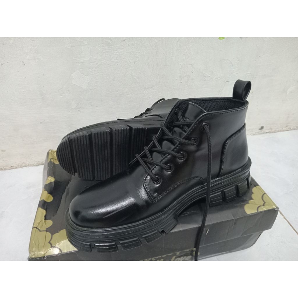 Mokomino High Boots Wanita Hitam Size 39/40 | Preloved Like New (Dipakai 1x) Elegant Formal