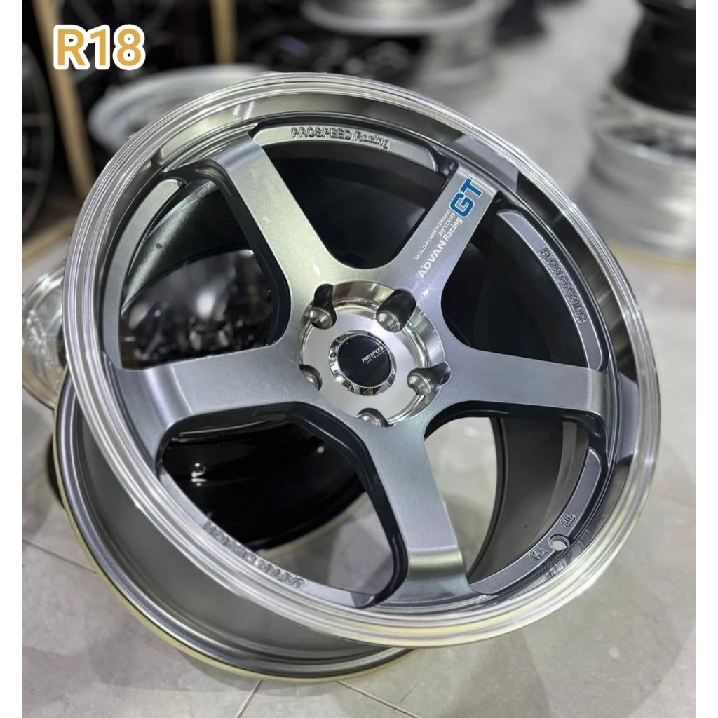 Velg Advan GT R18 5x114