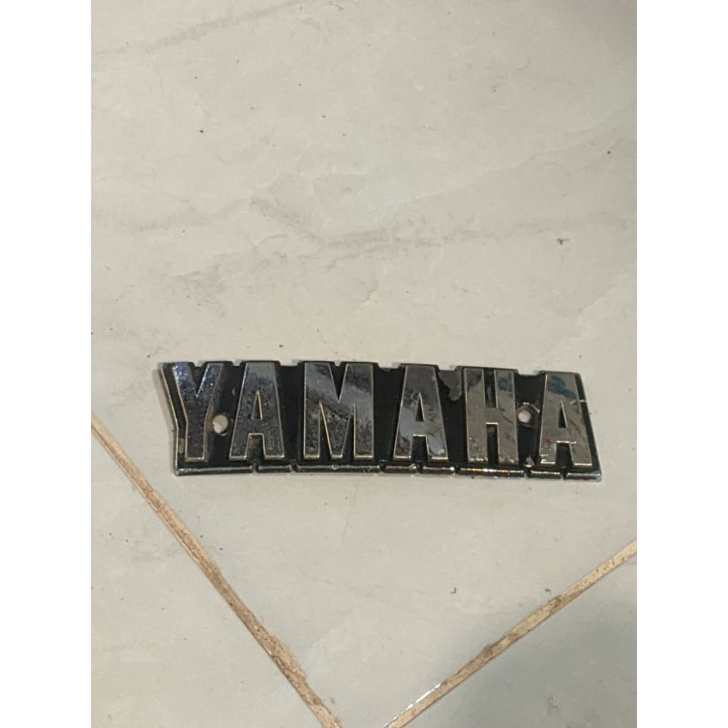 Emblem logo tengki Yamaha rxs yt115 original 4x8-24161-003