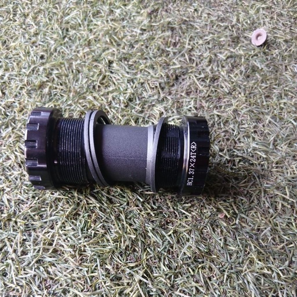 BB HT2 BOTTOM BRACKET Hollowtech 2 BB HT2 BSA 68-73