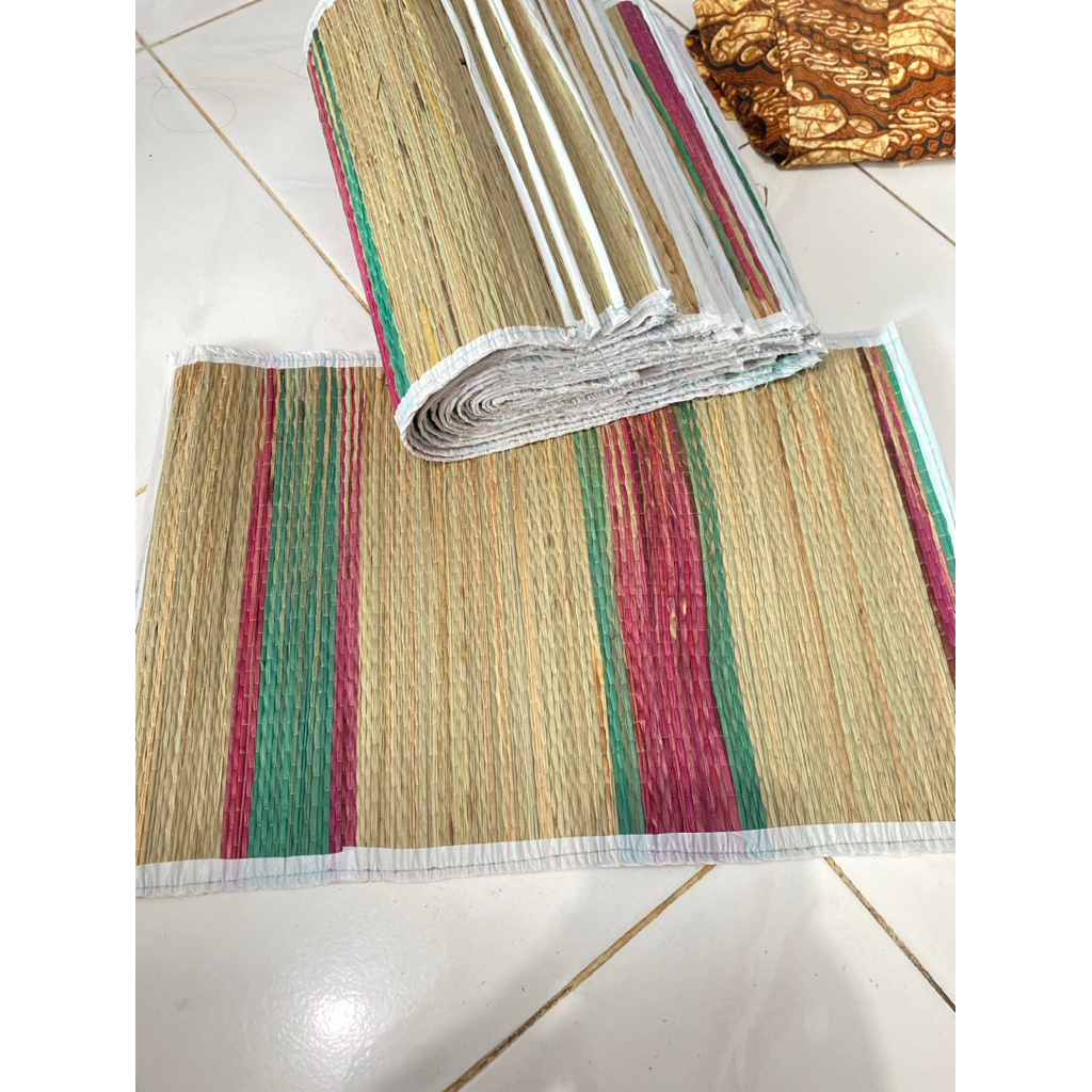 Tikar sesaji / tikar mendong untuk adat jawa