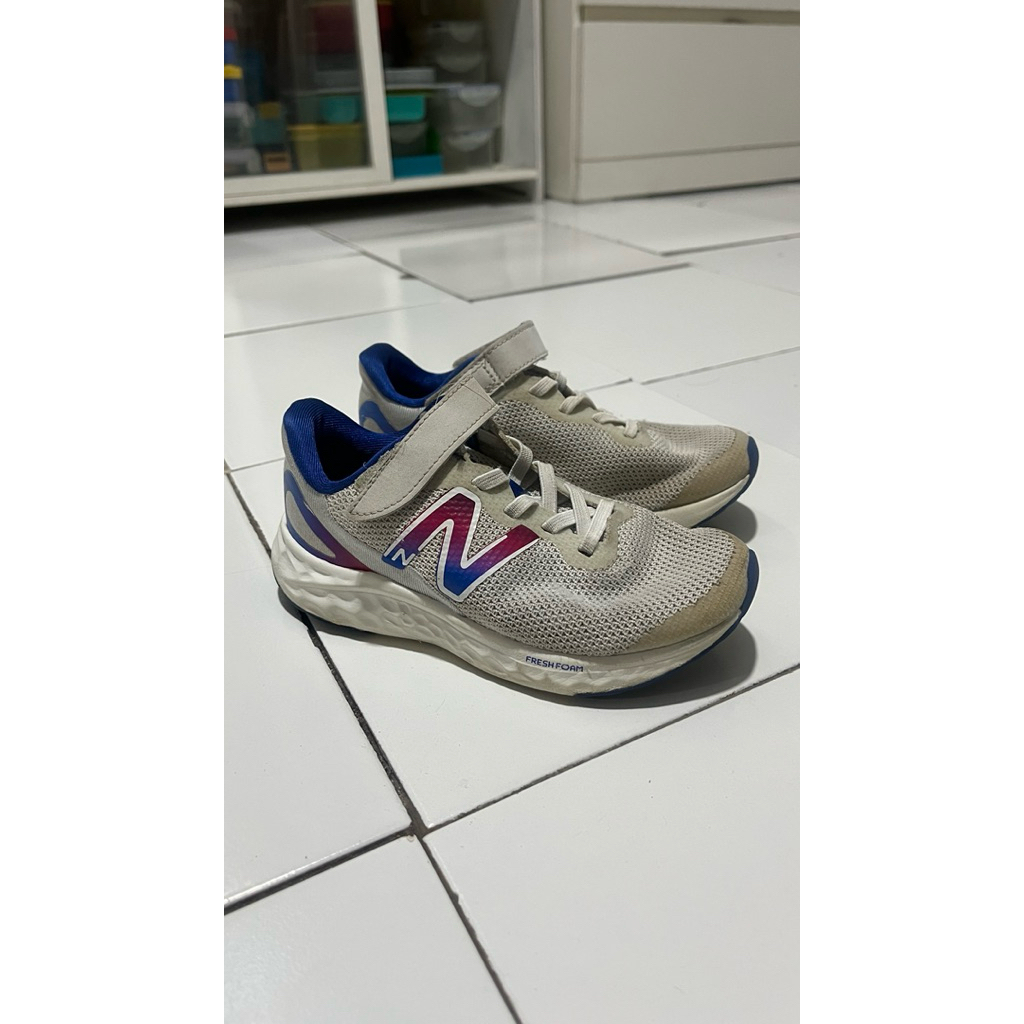 preloved new balance fresh foam arishi size 30