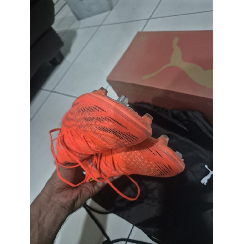 Sepatu Bola Puma Future 9 Ultimate Size 42,5 AG