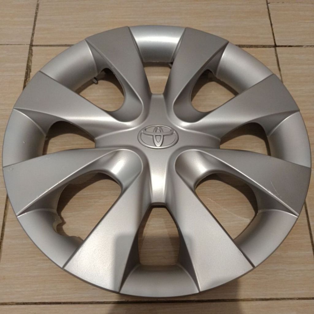 cover velk Wheeldop all new toyota avanza ring 14 original