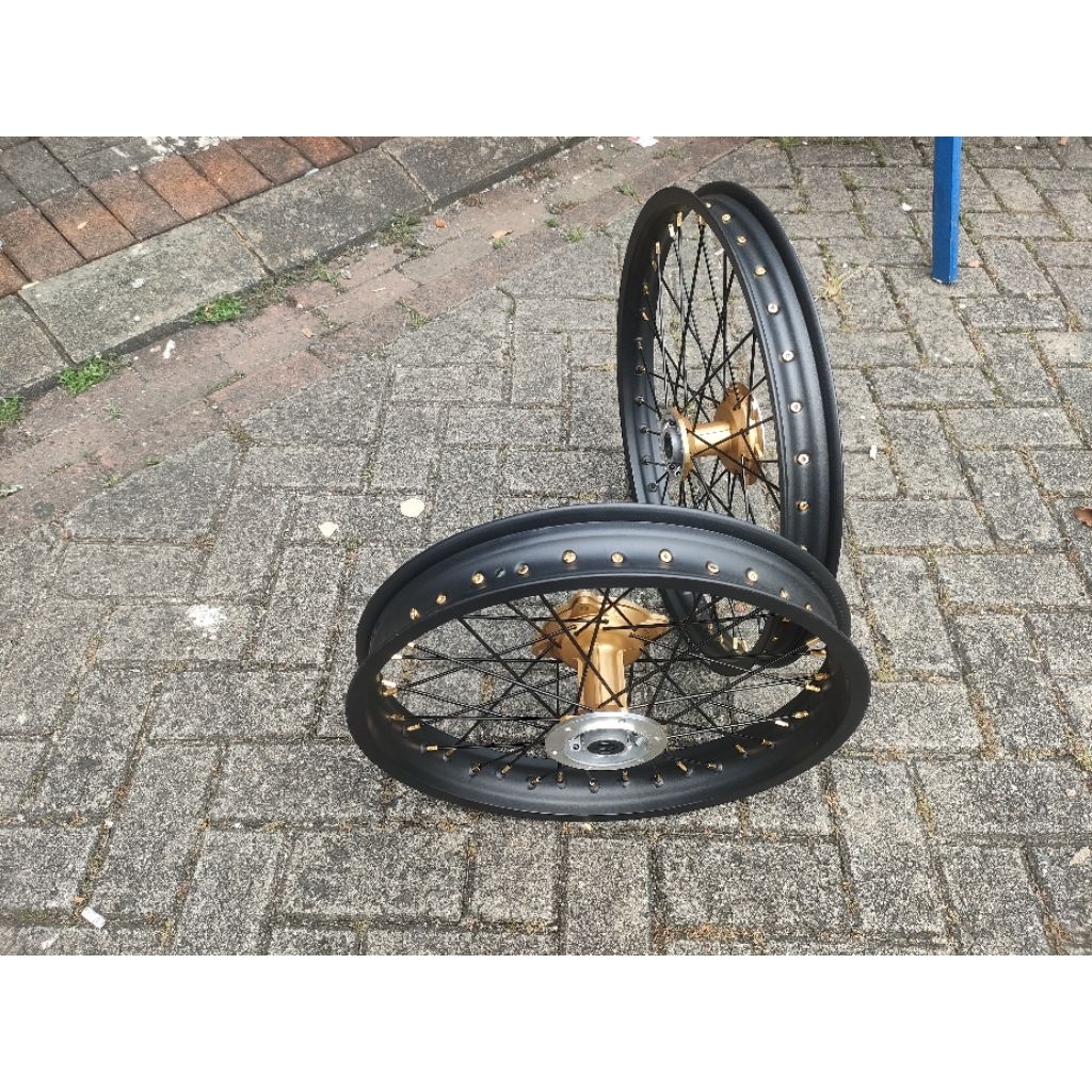 velg klx 18/21 udah setel