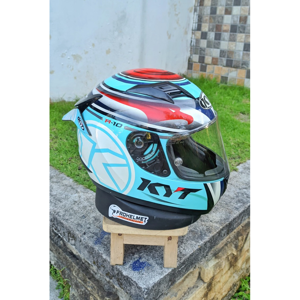 KYT R10 AQUAMARINE ORIGINAL SECOND