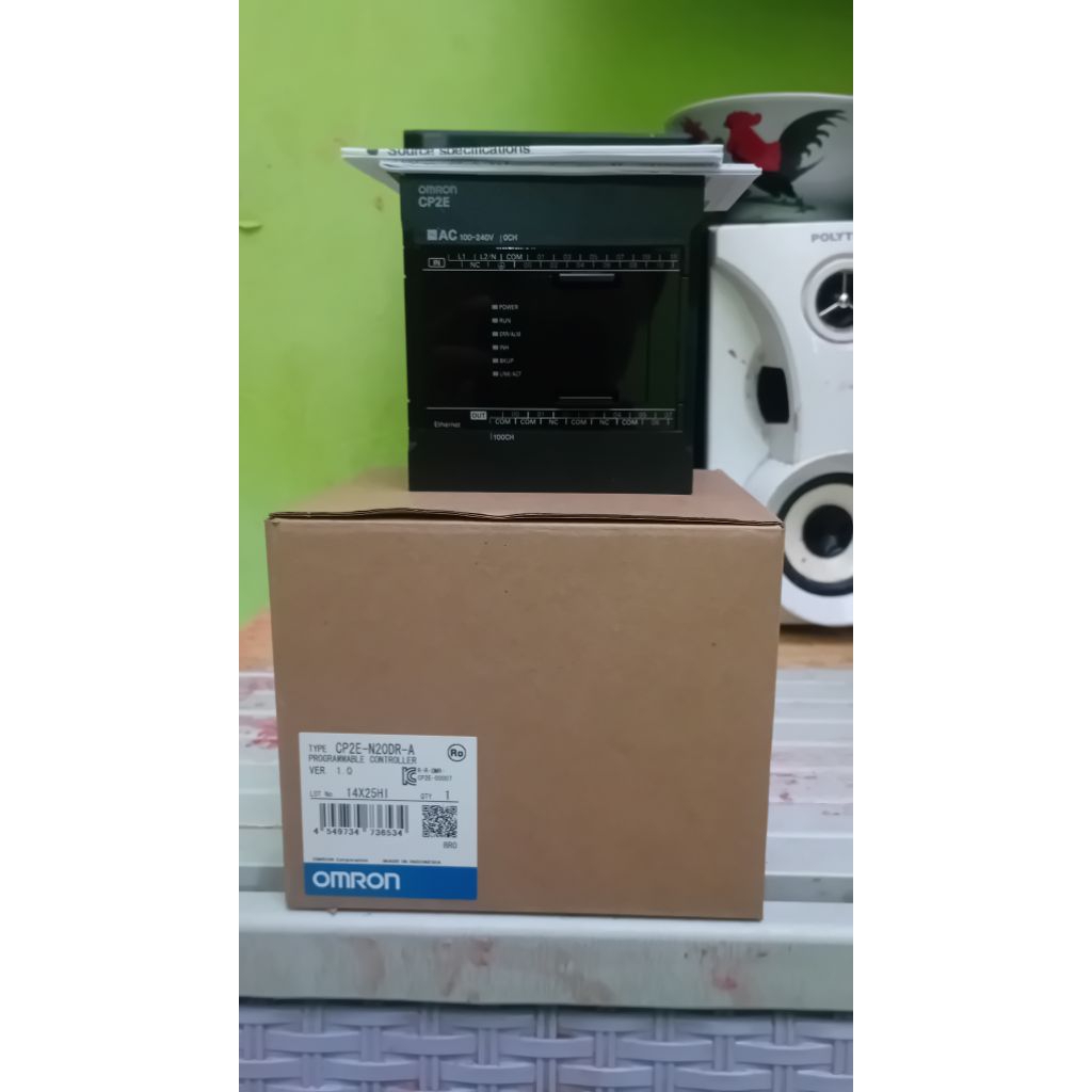 PLC OMRON CP2E-N20DR-A PLC OMRON CP2E N20DR A