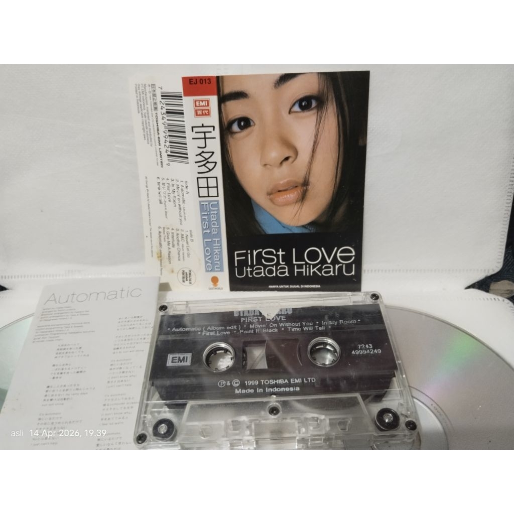 kaset pita utada hikaru first love