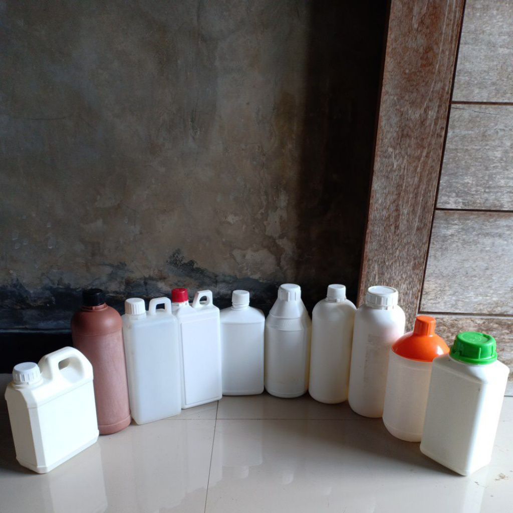 jerigen plastik | botol plastik tebal ukuran 1 liter