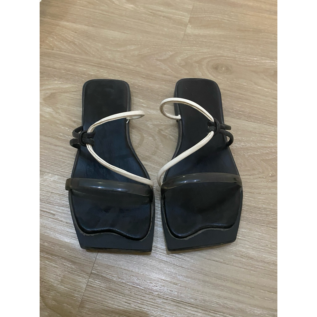 [PRELOVED] Inpaca Sandal