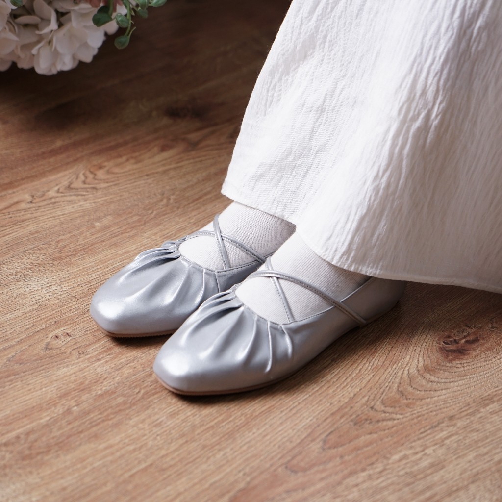 Avenlee Ruchea - Sepatu Wanita Flat Ballet Tali Depan Empuk Nyaman Casual Kekinian