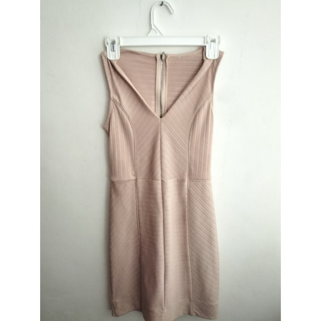 Preloved Dress Warna Rose Gold, Nude Pink