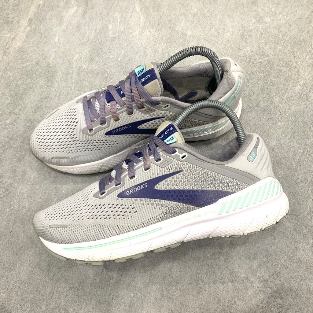 Brooks Adrenaline GTS 22