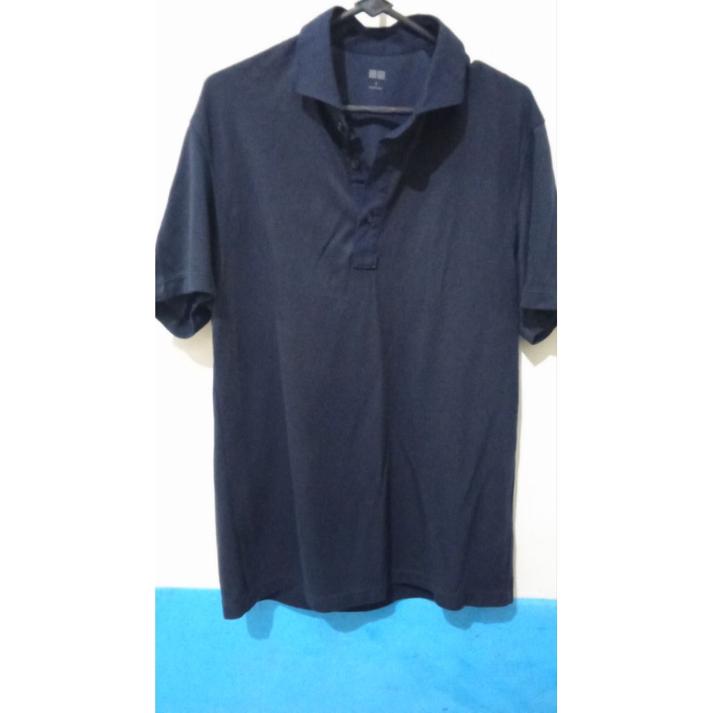 Kaos Polo Uniqlo Airism