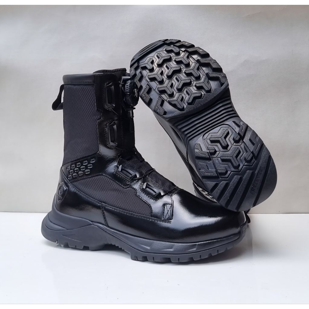Sepatu pdl Spartan x-force