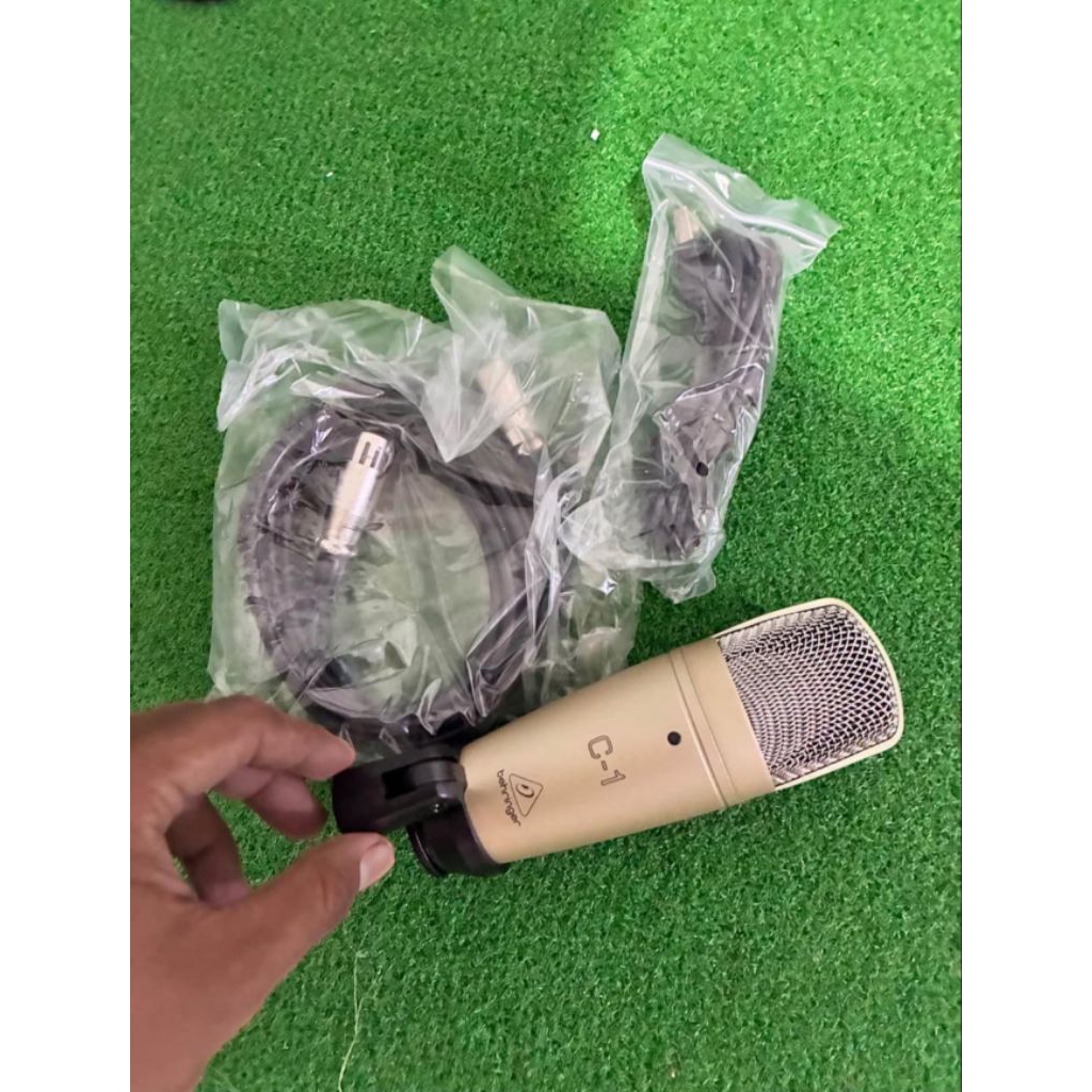 Mic Kondensor beringer baru