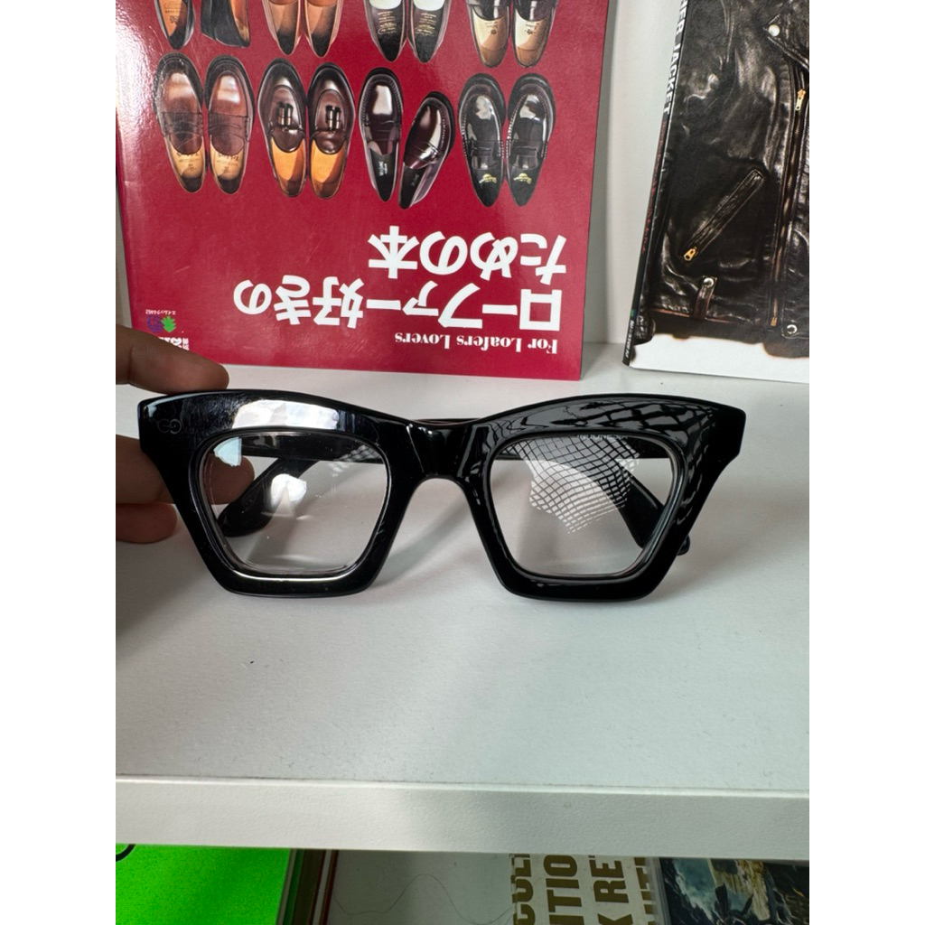 kacamata oko eyewear leon