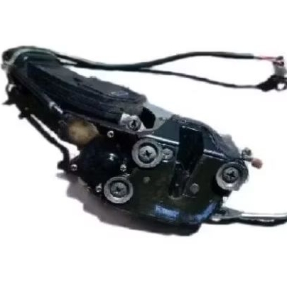 DOOR LOCK PINTU KANAN SUPIR SUZUKI ESCUDO VITARA ORIGINAL