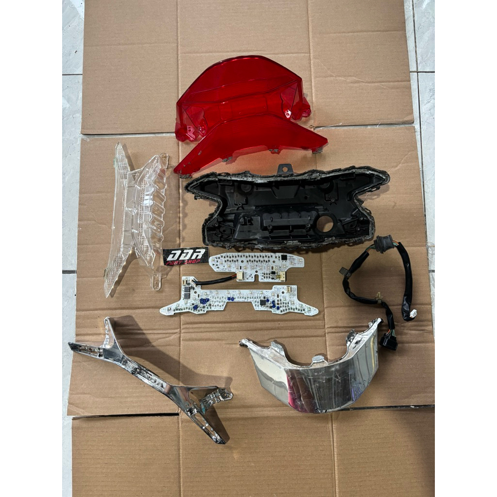 stoplamp pcx 150 pcb housing mika dalam original