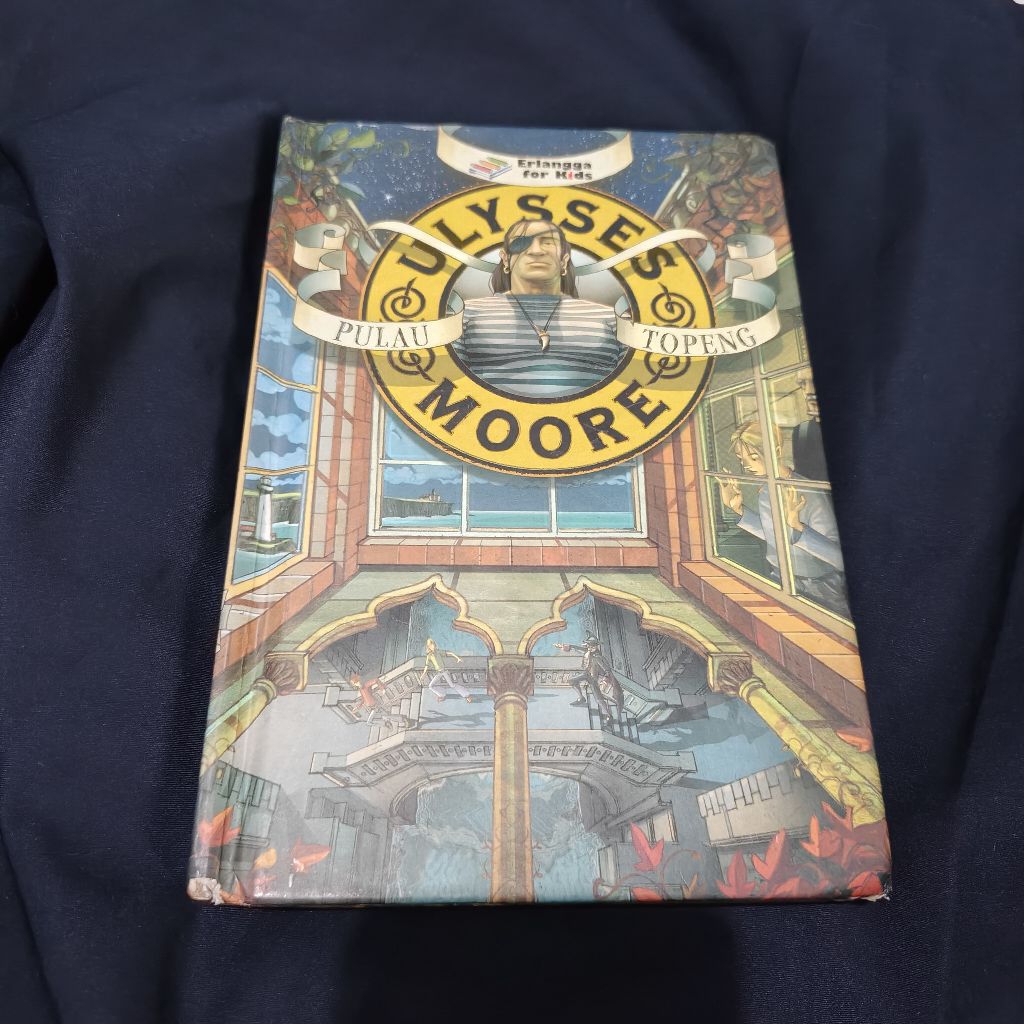 Ulysses Moore penjaga batu ( Novel Terjemahan )