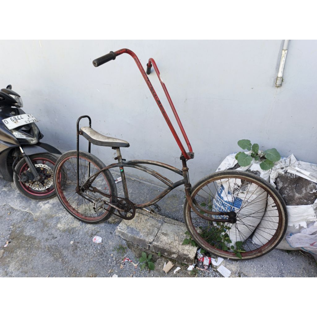 sepeda lowrider