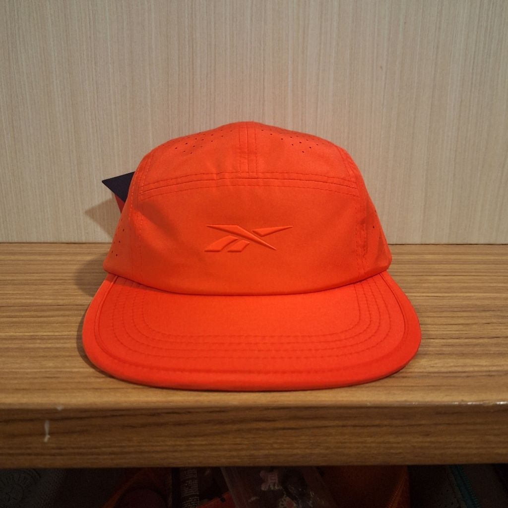 Topi REEBOK - REE Chester Running Caps Original Merah Original 100%