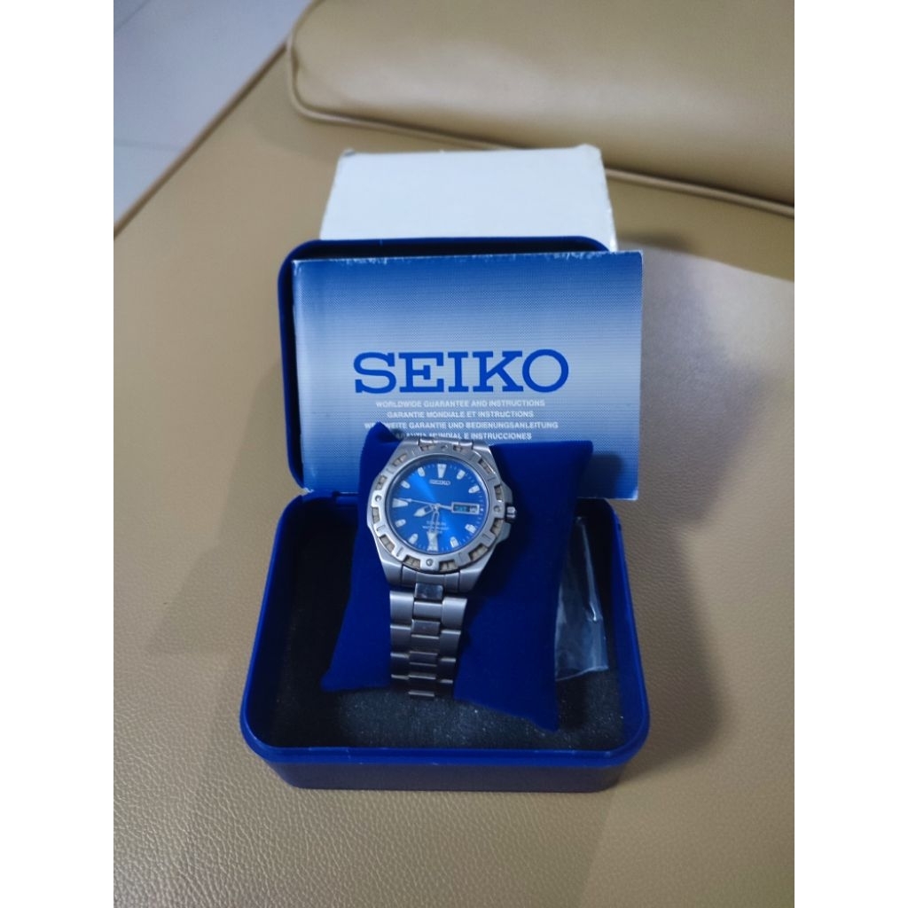 Jam Tangan Seiko Titanium Quartz