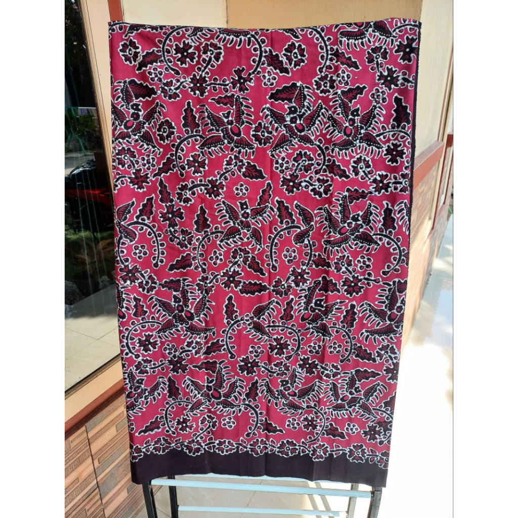 Batik Tulis Asli Salem Brebesan Motif Burung Hong