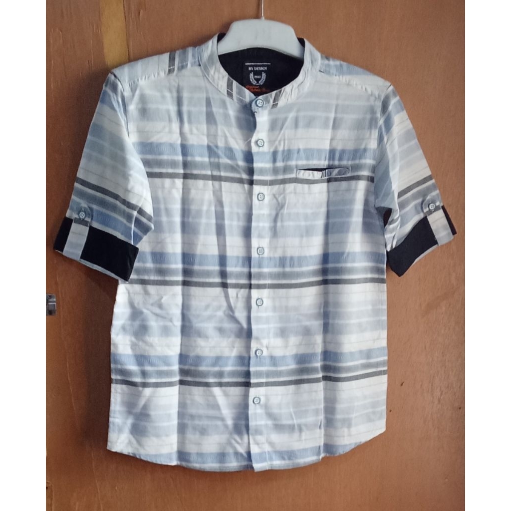 Kemeja By DESIGN Preloved