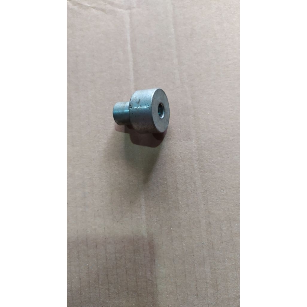 bos shockbreaker belakang bagian atas Yamaha Freego bekas original