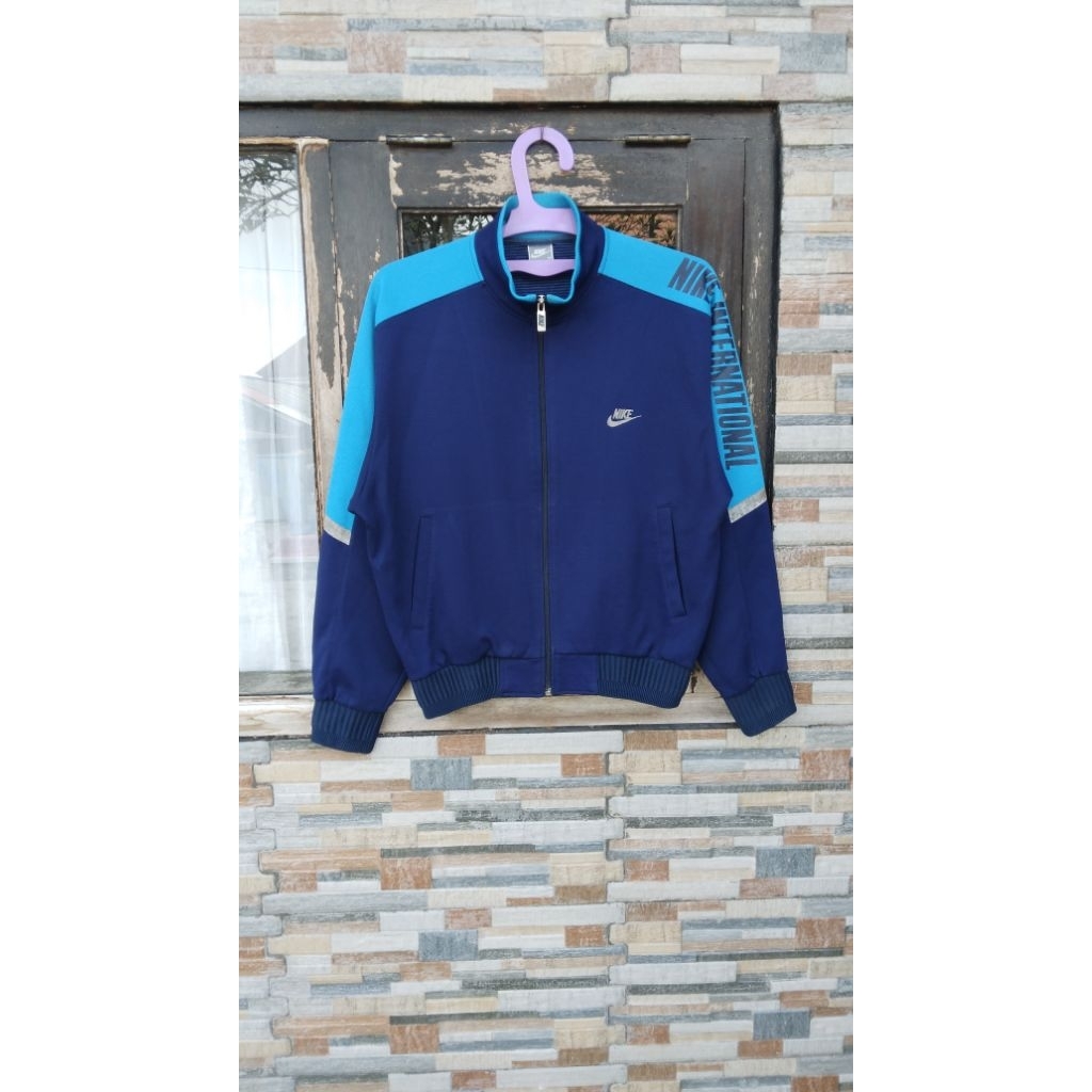 Tracktop vintage boxy